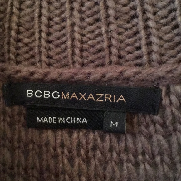 Short Sleeve Fringe Sweater - Picture 3 of 7